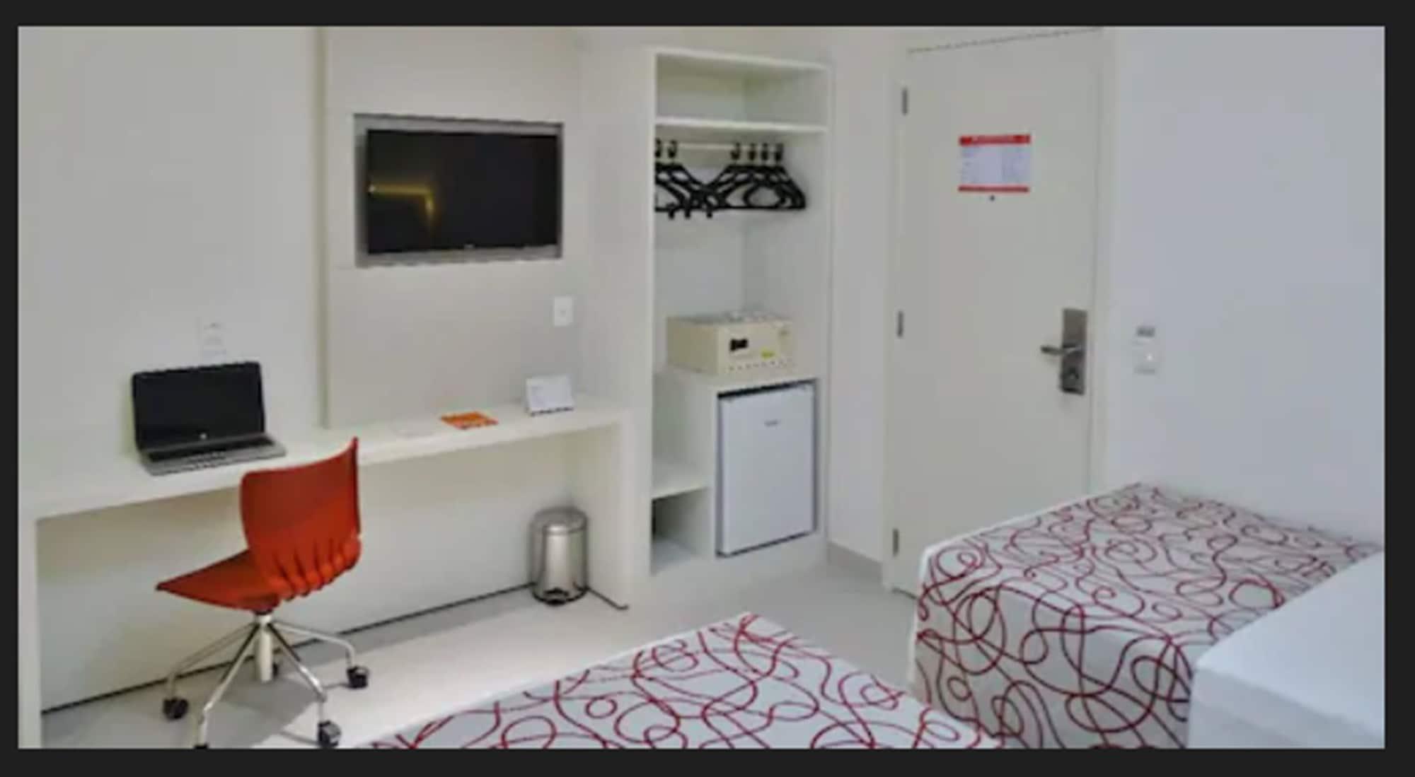 Hotel Rede Andrade Lapa 4*